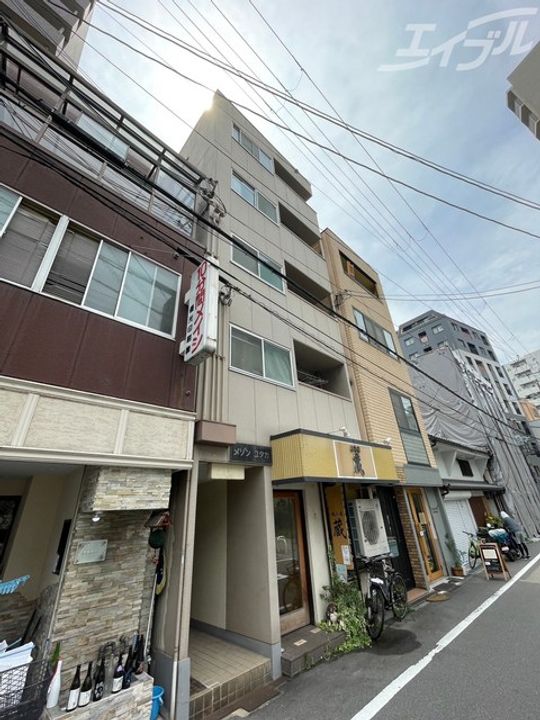 メゾンユタカの外観