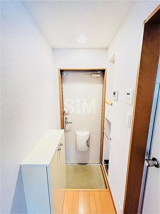 マイプラン中野中央B棟の玄関