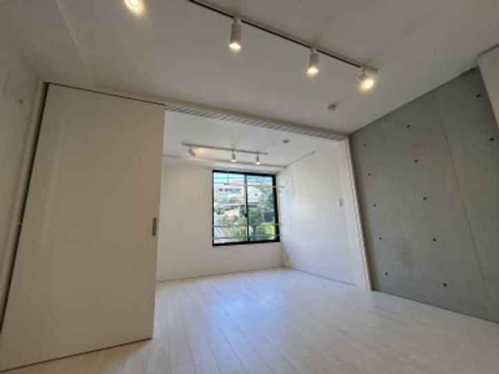 東京都新宿区新宿6(マンション)の賃貸物件の居間
