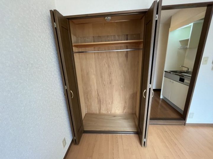 兵庫県尼崎市立花町1(マンション)の賃貸物件の内装