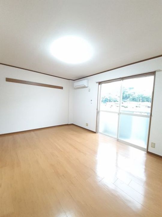 広島県尾道市美ノ郷町三成(アパート)の賃貸物件の居間