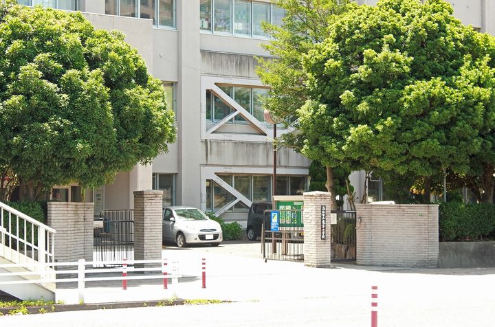 アーバン茜の周辺