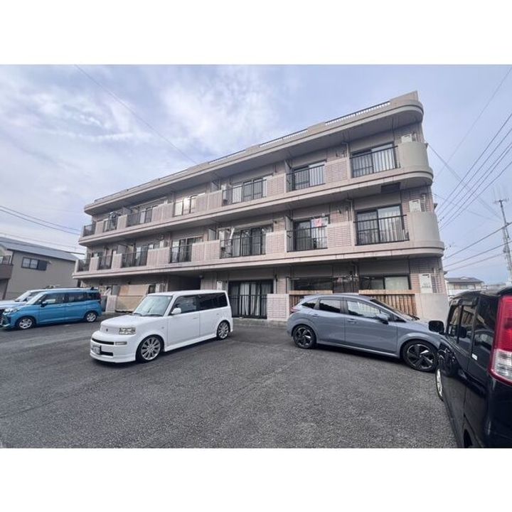 ソワサントUTRIの外観