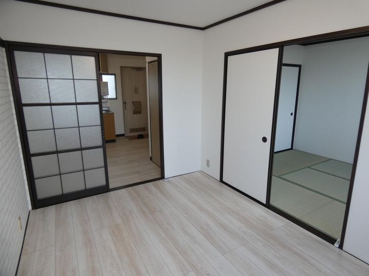 コーポカトレアAの居間