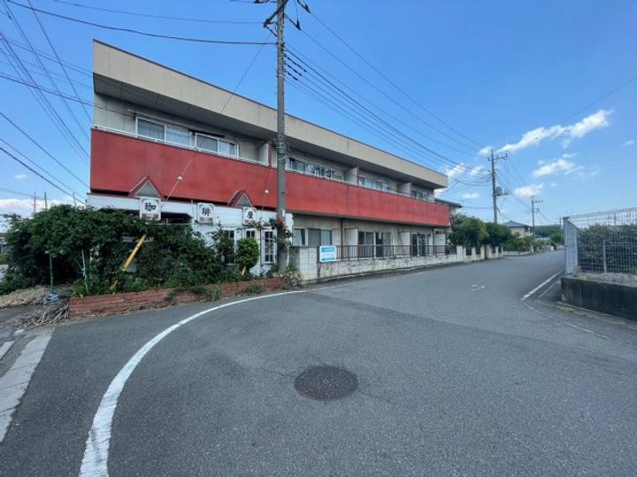 高山ハイツの外観