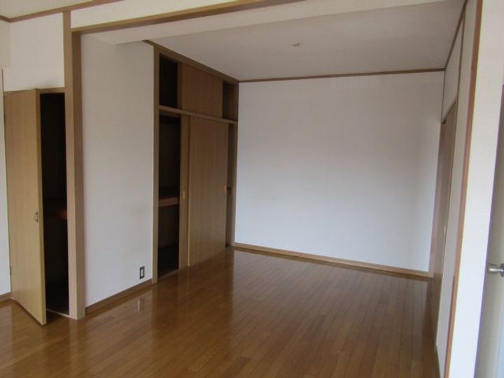 ラフィーネカニエのその他画像