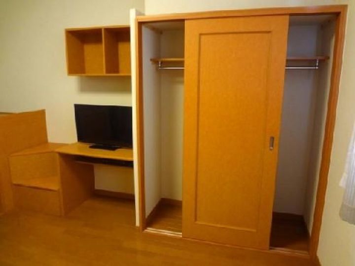 レオパレスエストラーデの内装