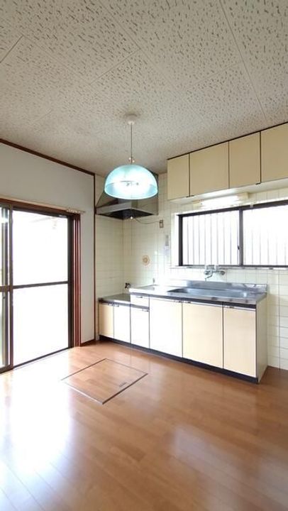 神奈川県横浜市旭区中沢2(一戸建)の賃貸物件の居間