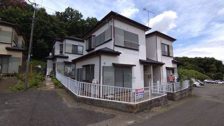 神奈川県横浜市旭区中沢2(一戸建)の賃貸物件の外観