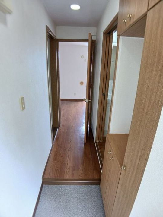 岡山県浅口郡里庄町大字新庄グリーンクレスト(アパート)の賃貸物件の玄関