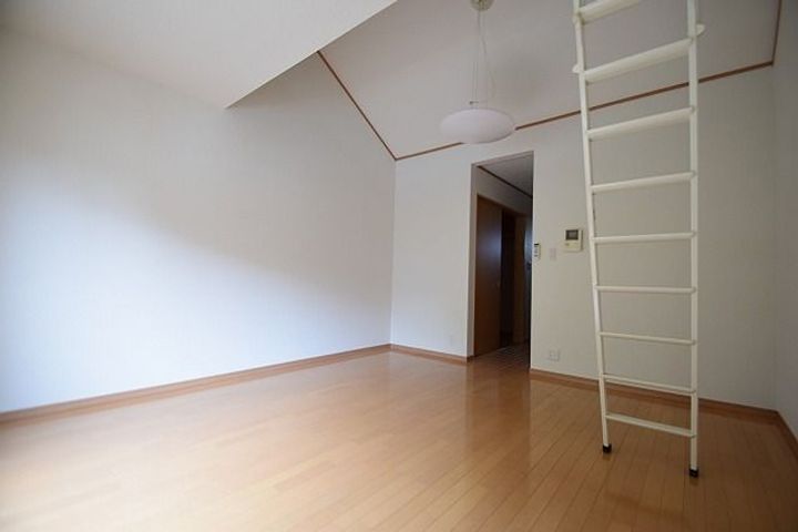 神奈川県小田原市荻窪(アパート)の賃貸物件の居間