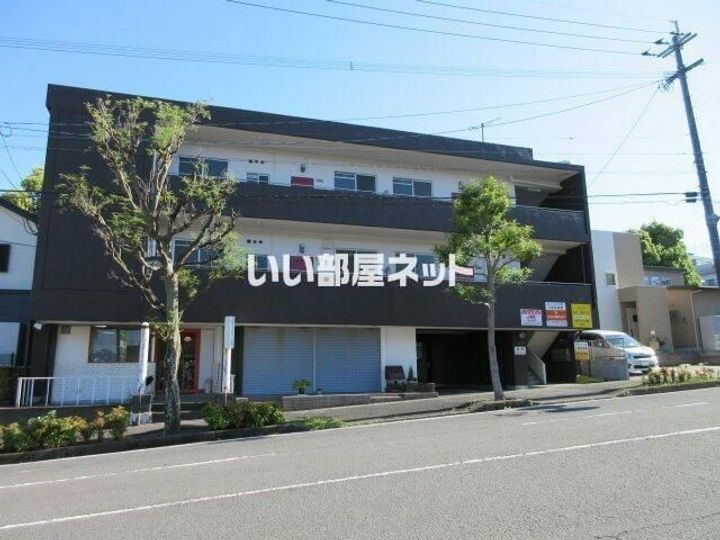 グリーンコーポ原の外観