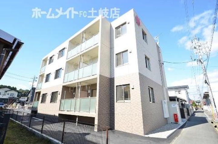 Heartful 宝町の外観