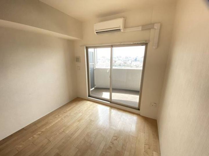 大阪府東大阪市高井田本通7の賃貸マンションの内装