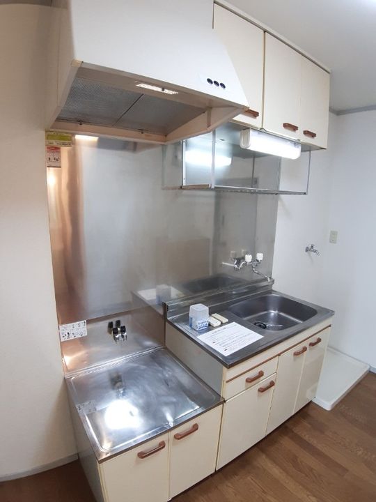 静岡県浜松市中央区向宿1(アパート)の賃貸物件のキッチン