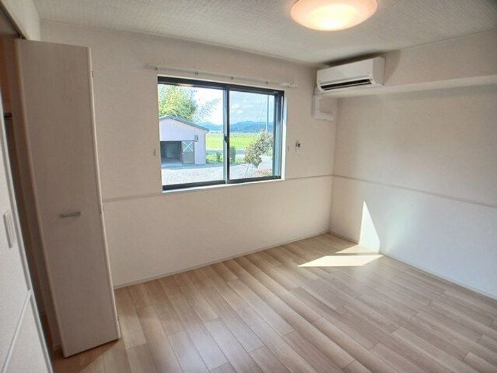 ブリーゼ西岡屋IIの内装