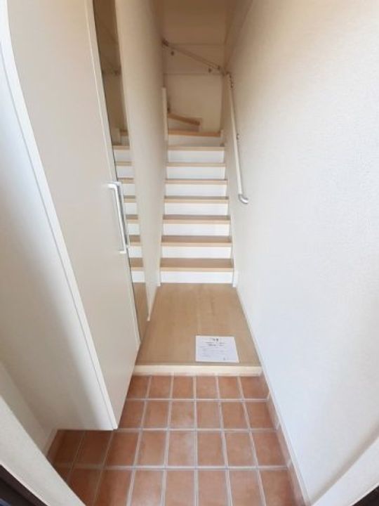 ベル フィオーレAの玄関