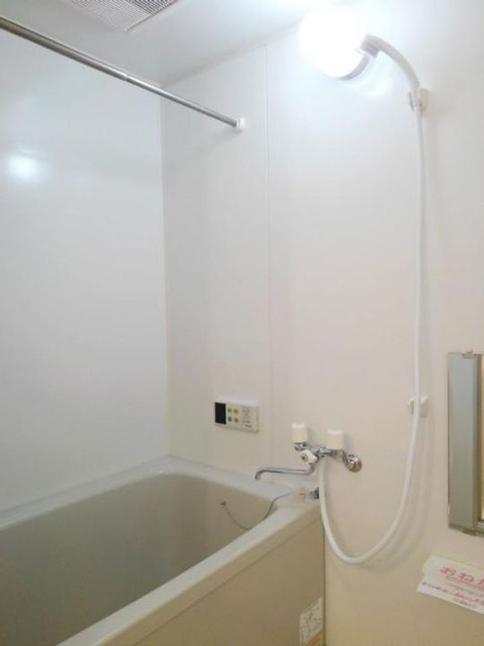 エレガント ガーデン Bの風呂