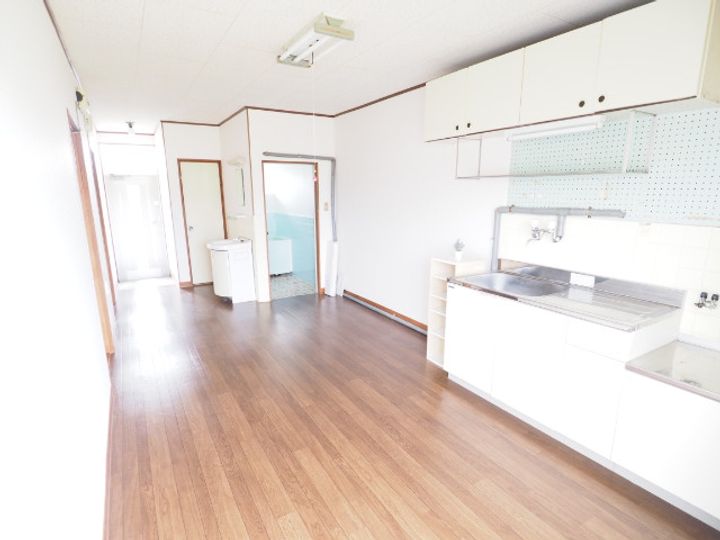 十川マンションの居間