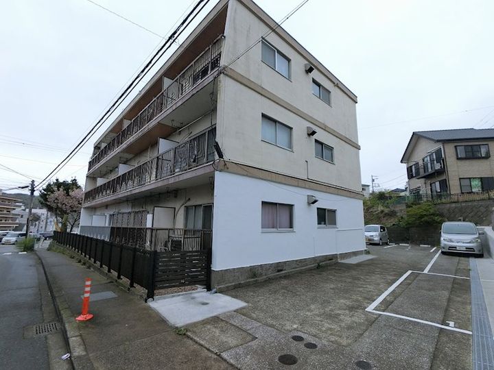 神奈川県横須賀市武2(マンション)の賃貸物件の外観