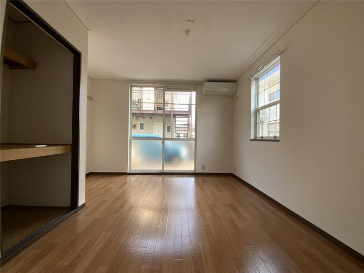 アートパレス大谷の内装