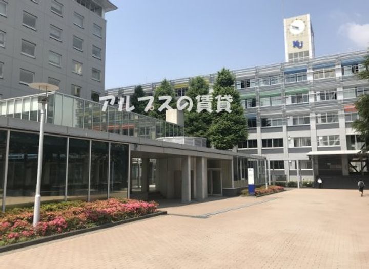 メリディエスマーレの周辺