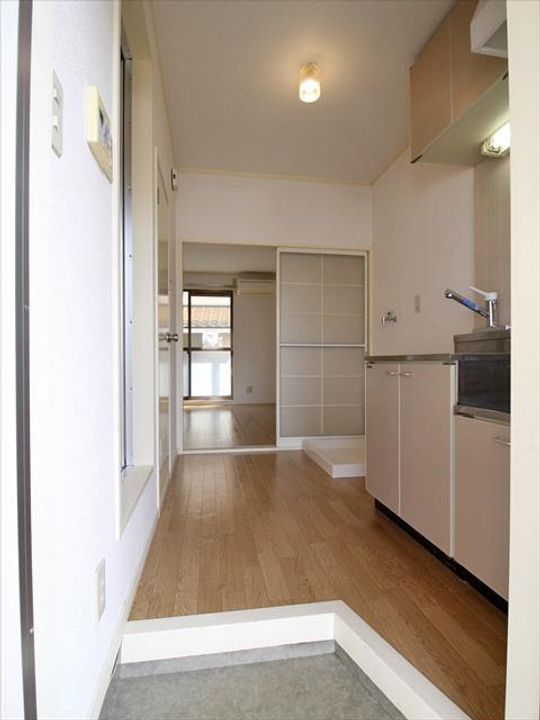 ルミエール持田の玄関