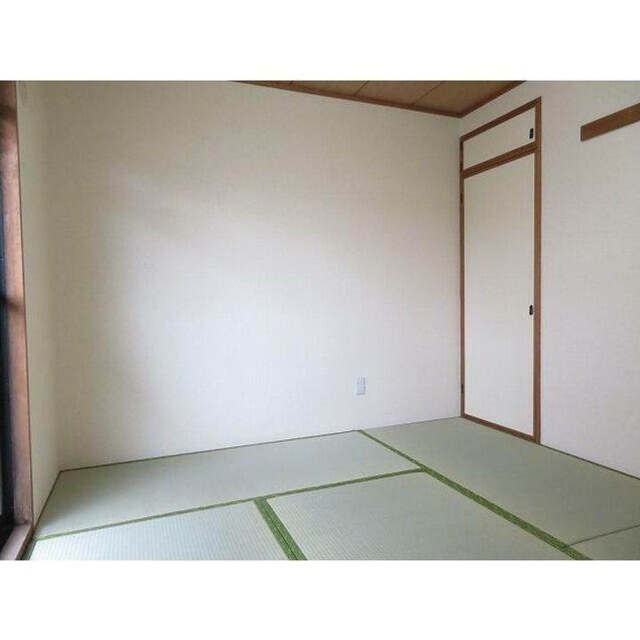 東京都葛飾区西亀有4の賃貸マンションの内装