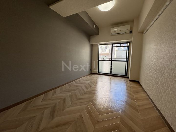 ジョイフル川崎弐番館の居間