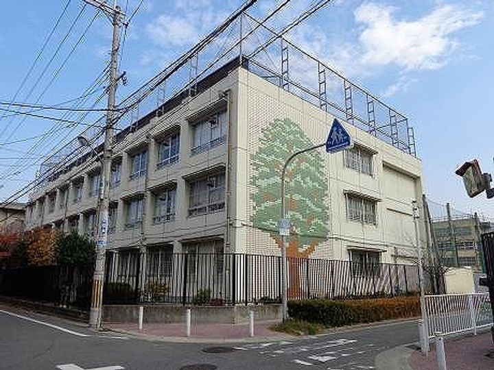 第1第2サンライフクローバーの周辺