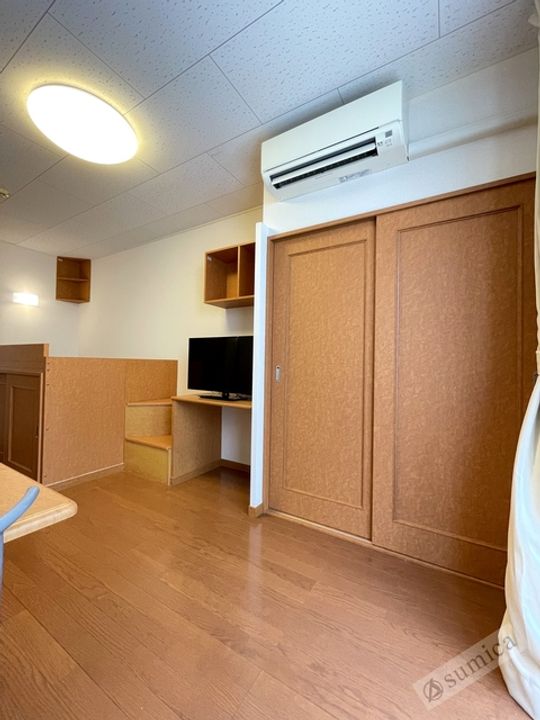 レオパレス喜連北IIの居間