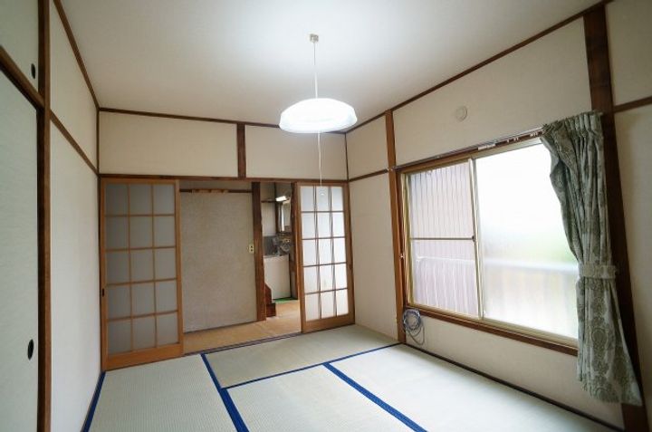 埼玉県蕨市中央4(一戸建)の賃貸物件の居間