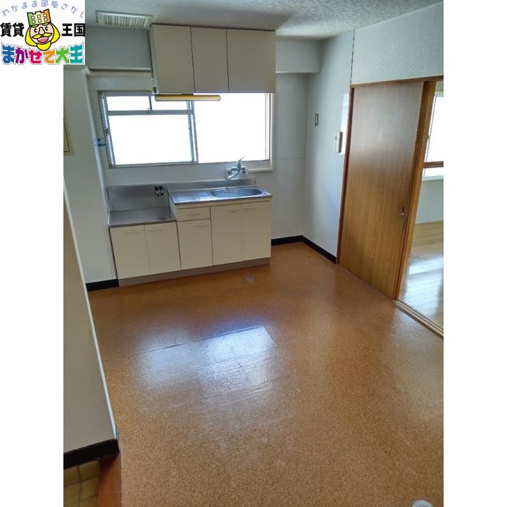 長崎県長崎市中町(マンション)の賃貸物件の居間