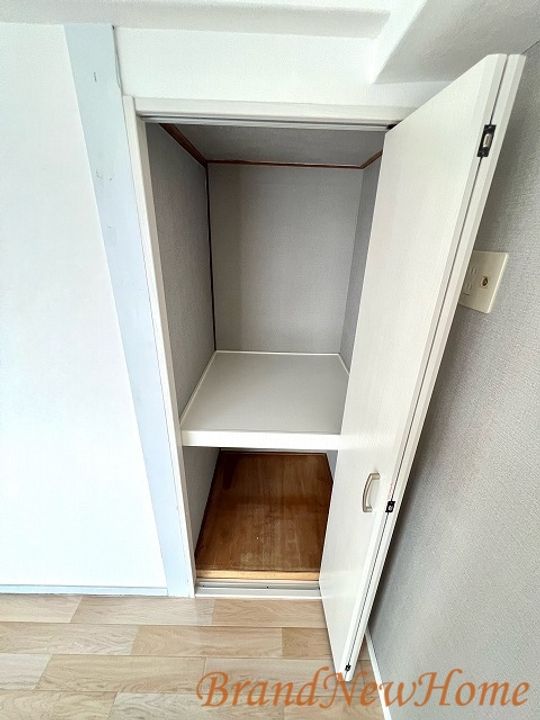 S&T NAKAMOZUの内装