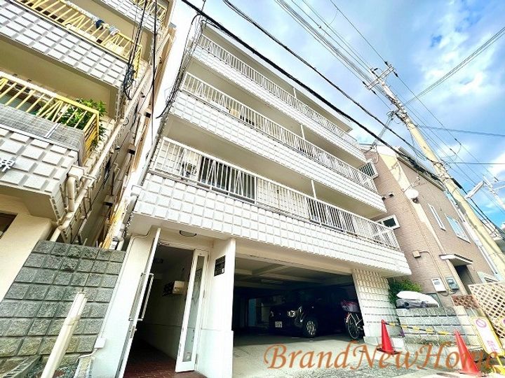 S&T NAKAMOZUの外観