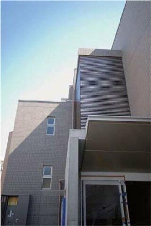 東京都世田谷区南烏山4(マンション)の賃貸物件の外観