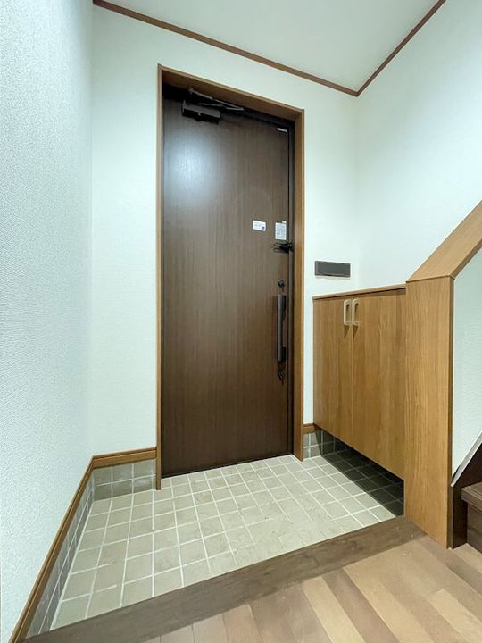 新潟県新潟市中央区上所中1(一戸建)の賃貸物件の玄関