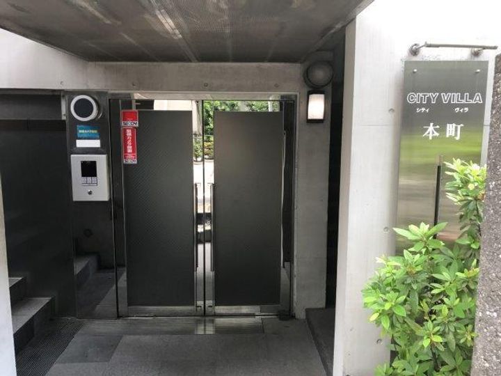 シティ・ヴィラ本町の地図