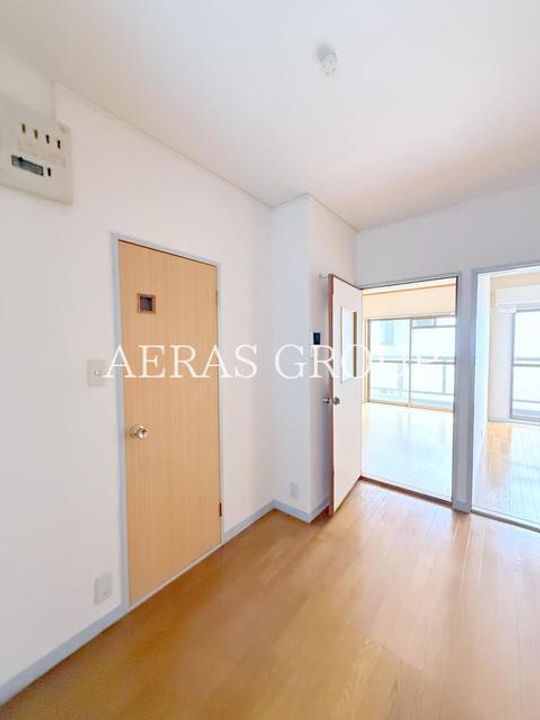 メゾンドヴィラージの居間