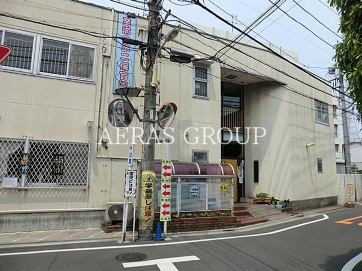 メゾンドヴィラージの周辺