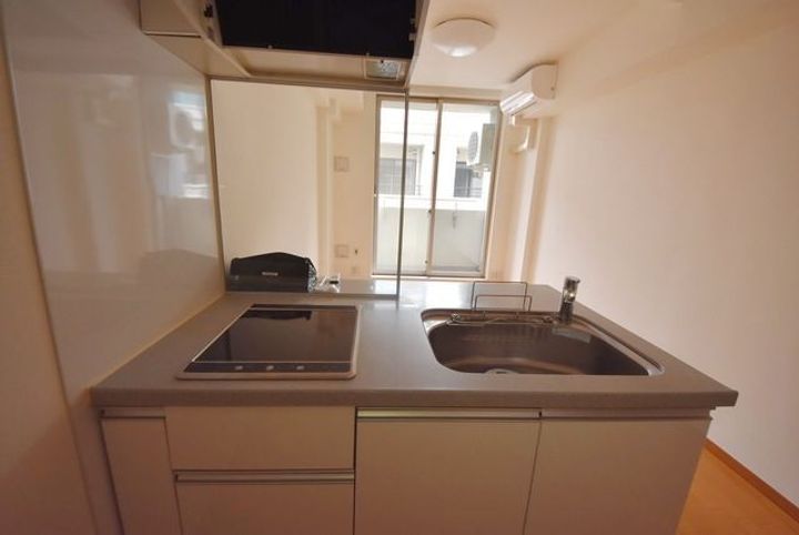 カスタリア銀座IIIのキッチン