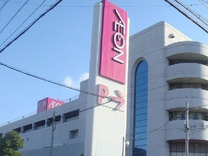 フィオーレ302の周辺