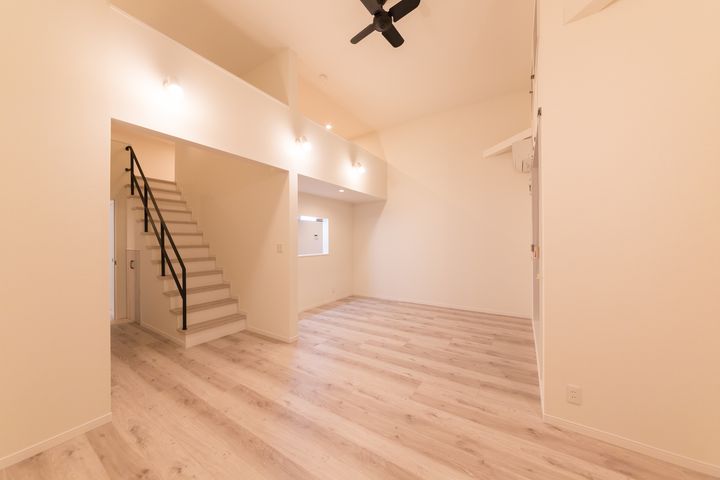 アーティス高崎の居間