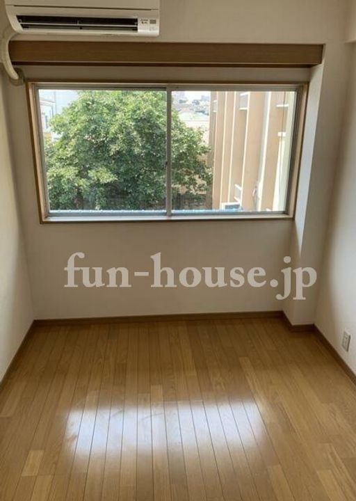 Maison杉山の居間
