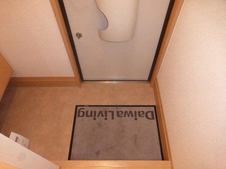 エムズコンフォートの玄関