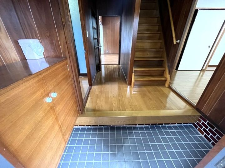 埼玉県白岡市西4(一戸建)の賃貸物件の玄関