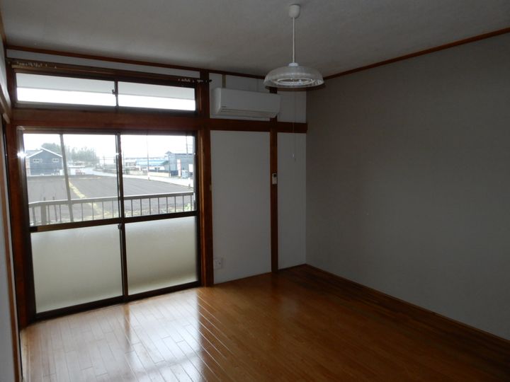 タカハシコーポB棟の内装