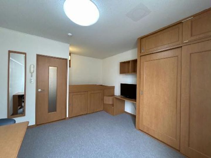 レオパレスアプリーレの居間