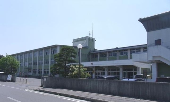 メゾンじゅうにばん館の周辺