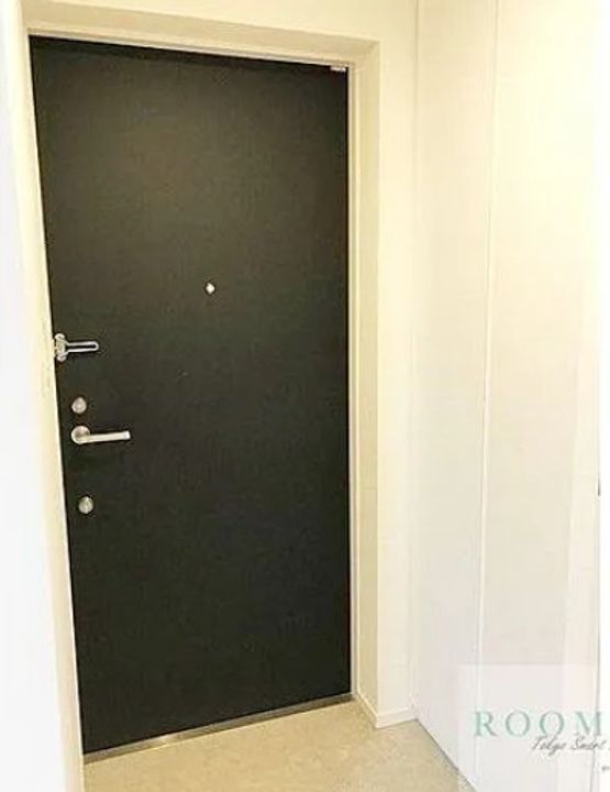 東京都世田谷区三軒茶屋2(マンション)の賃貸物件の玄関